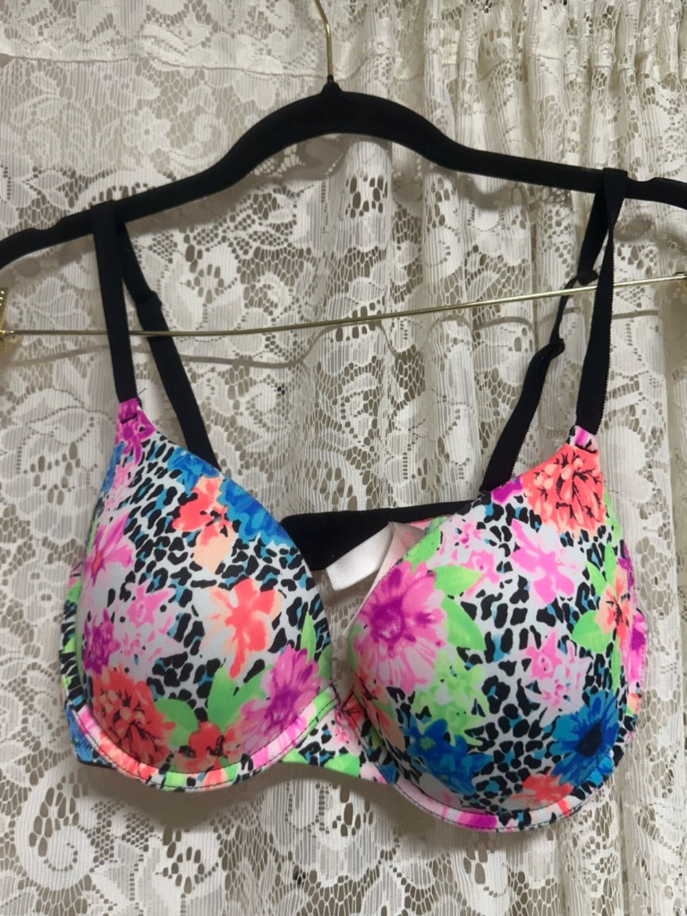 Victoria’s Secret Neon Floral Cheetah Wear Everywhere Push Up Bra